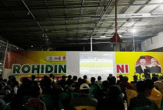 Nobar Tim Nasional Indonesia VS Bahrain di Rumah Pemenangan Rohidin -Meriani Berlangsung Meriah