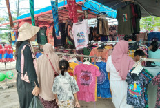 Pedagang Pakaian dan Souvenir di Pantai Panjang Diminta Menjual Produk Khas Bengkulu