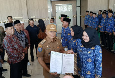 Akhir Jabatan, Gusnan Lantik 425 PPPK Tahap I 2024