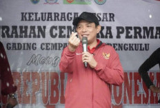 Walikota Hadiri Pembagian Hadiah di Kelurahan Cempaka Permai