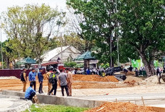 Pembangunan Alun-Alun Kota Bintuhan Tahap Kedua di Lapangan Merdeka sudah 60 persen