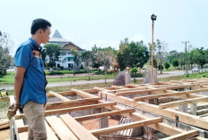 Waktu Sisa Sebulan, Proyek Rumah Adat Mukomuko Diwarning, Progres Baru Segini