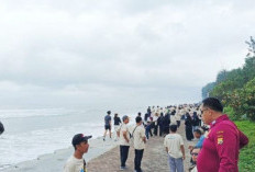 Polda Bengkulu Hadirkan Rasa Aman Bagi Pengunjung Pantai Panjang