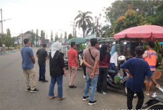 Satpol PP BS, Sterilkan Pedagang di Area Gedung Pemuda