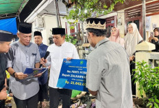 Layanan Prima di Tengah Duka, Walikota Antar Akta Kematian dan KK ke Rumah Ahli Waris