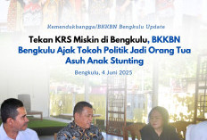 Legislator Kota Bengkulu Erni Novita Menjadi Orang Tua Asuh Bagi Anak Stunting