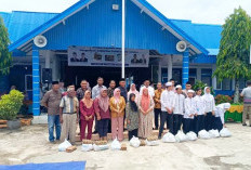 Lagi, SMPN 4 Kota Bengkulu Berbagi 200 Paket Sembako