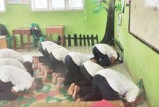 Pembentukan Karakter Dilakukan Melalui Shalat Zuhur Berjamaah