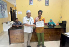Pemdes Apoho Enggano Salurkan BLT DD kepada 20 KPM