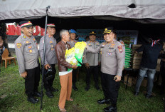 Ludes Diserbu Pembeli, Beras 2 Ton dan Minyak Goreng 300 Liter 