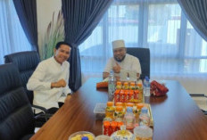 Lebaran kedua, Bupati Kaur Silaturahmi ke Gubernur Bengkulu untuk Memperkuat Hubungan