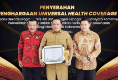 Bupati Seluma Terima Penghargaan UHC Kesejahteraan Masyarakat