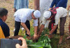 Dedy-Ronny Shalat Id di Masjid At-Taqwa, Potong Kurban di Masjid Merah Putih