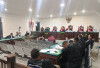 Tangis Rohidin Pecah Saat Sidang Akui Semua Dakwan