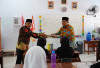 Asisten II Setda Kota Bengkulu Turut Serta Bagikan MBG di SD 75